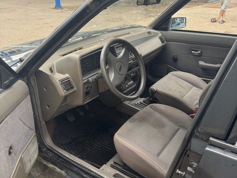 Внутри автомобиля