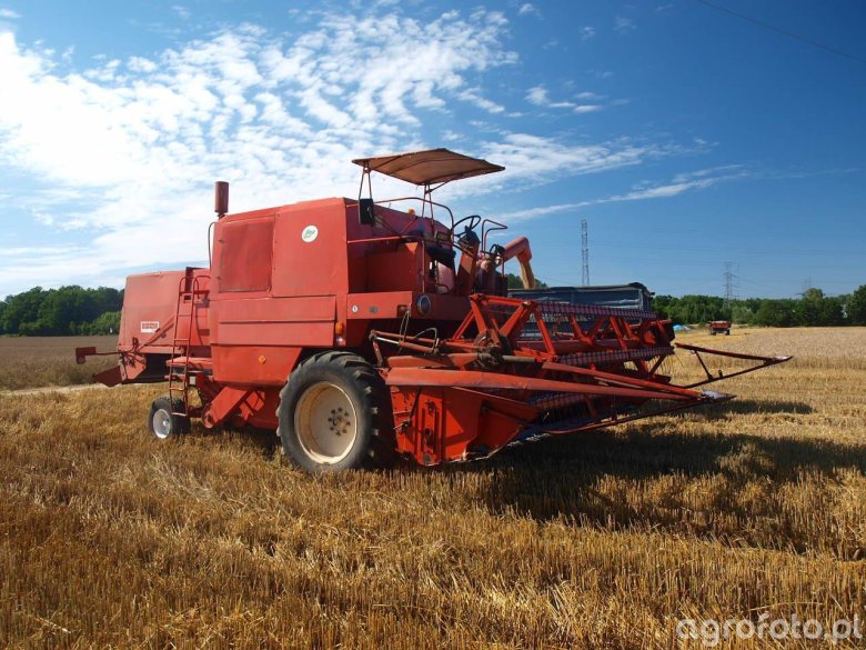 Комбайн Бургон 610