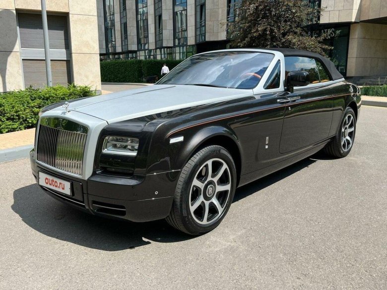 Rolls-royce phantom vii