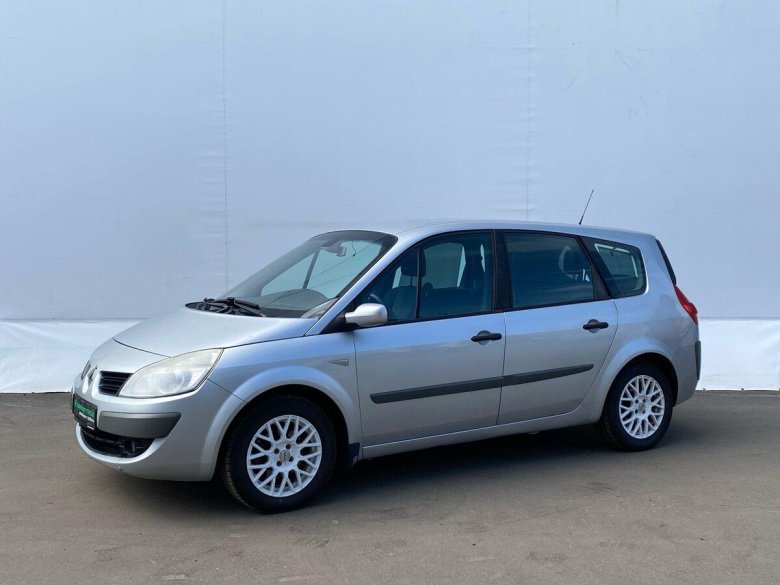 Внутри автомобиля