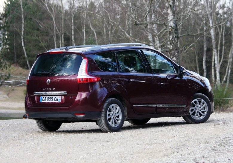 Renault Scenic 2012