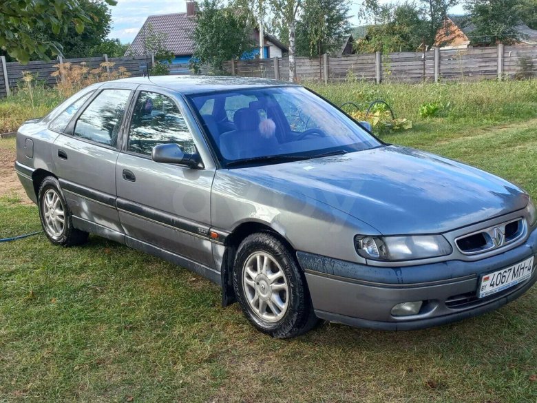 Рено Сафран 1998