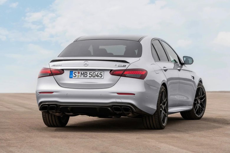 Мерседес e63 AMG 2020