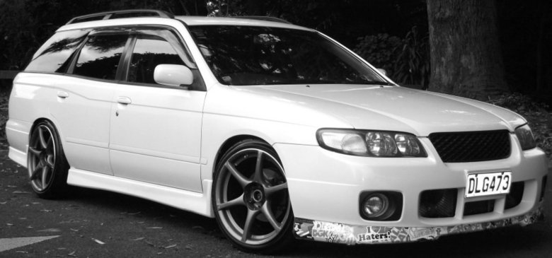 Ниссан Авенир w11