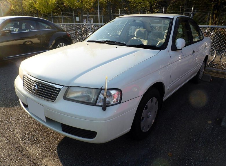 Nissan Sunny b15