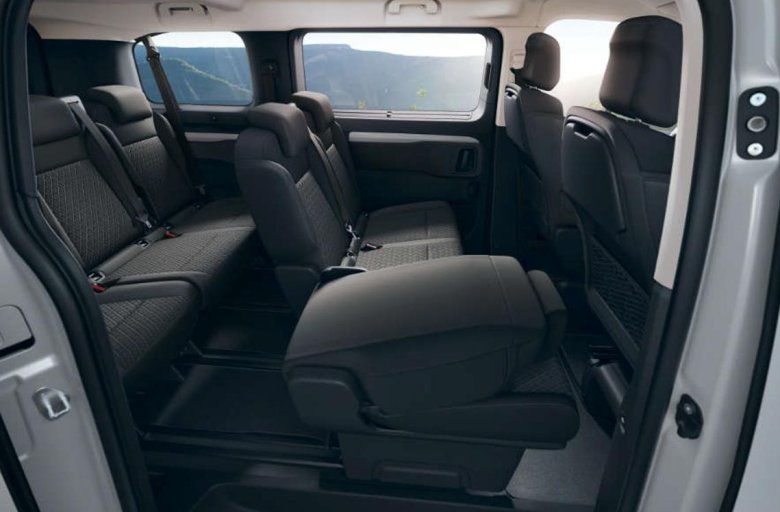 Автомобиль