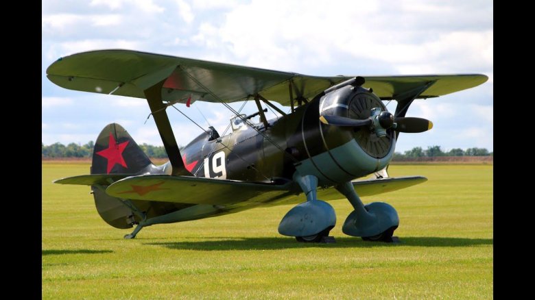 Истребитель биплан и-15