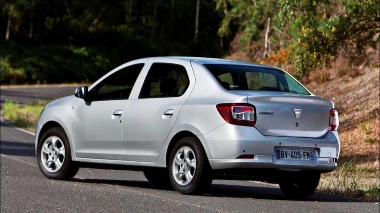 Renault Logan II 2012 —