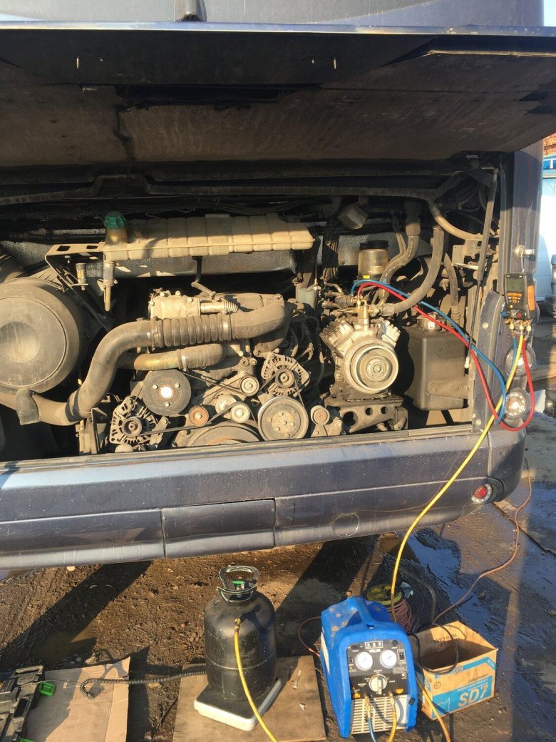 Двигатель автобуса Неоплан