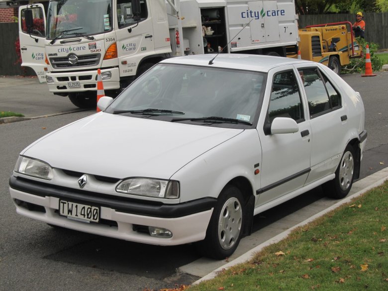 Renault 1995