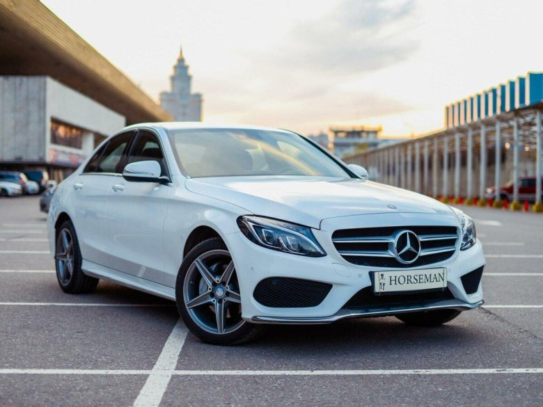 Мерседес Бенц с 180 2015