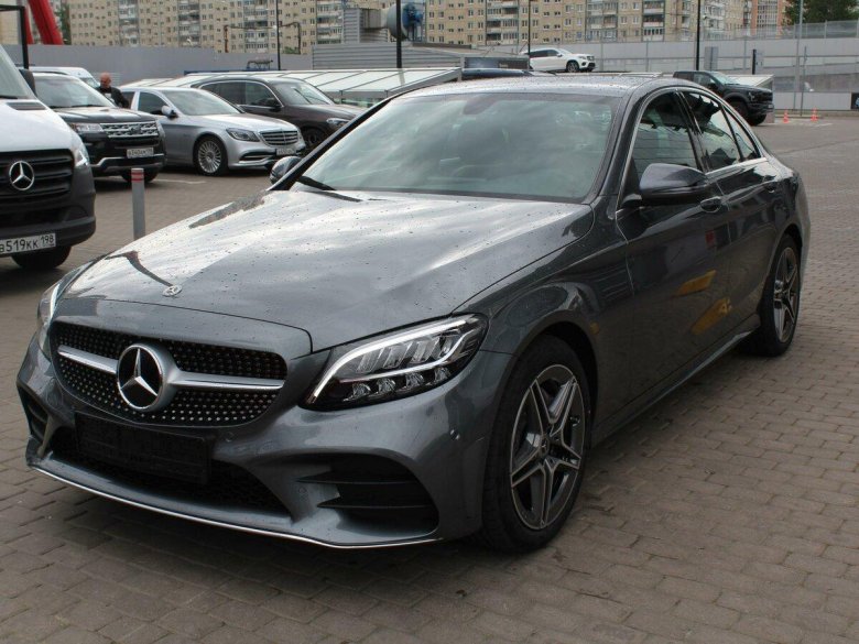 Серый Мерседес w205