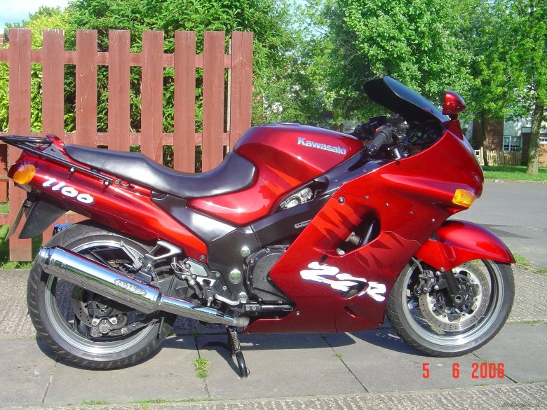 Kawasaki ZZR 1100