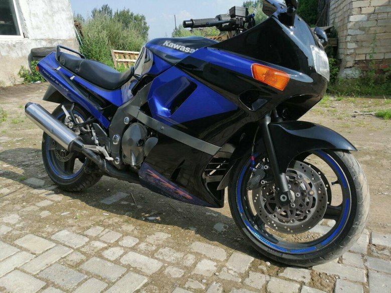 Кавасаки ЗЗР 400 синий