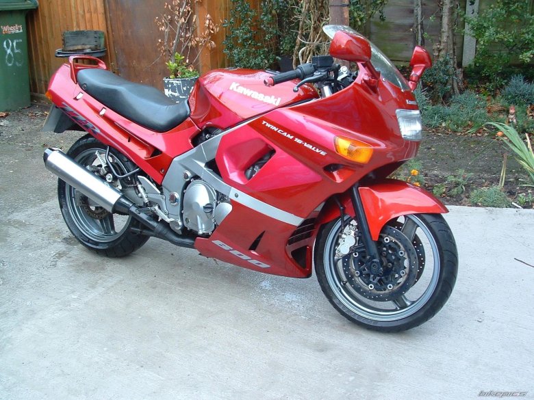 Kawasaki ZZR 600 1990