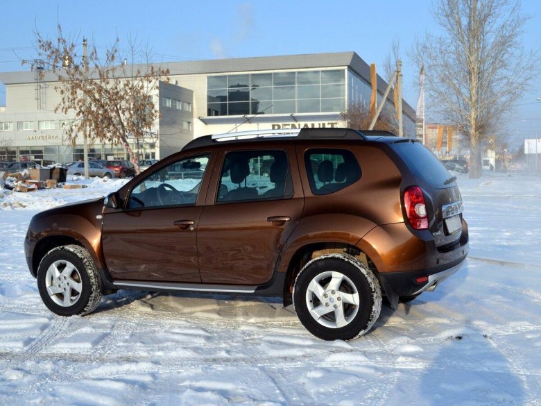Renault Duster коричневый