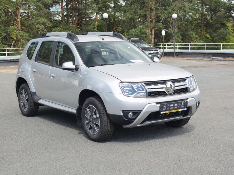 Машины Джипы Дастер серый