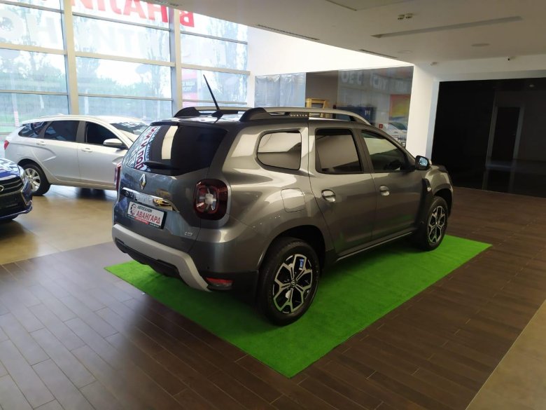 Рено Дастер темно серый