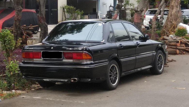 Митсубиси Этерна 1993