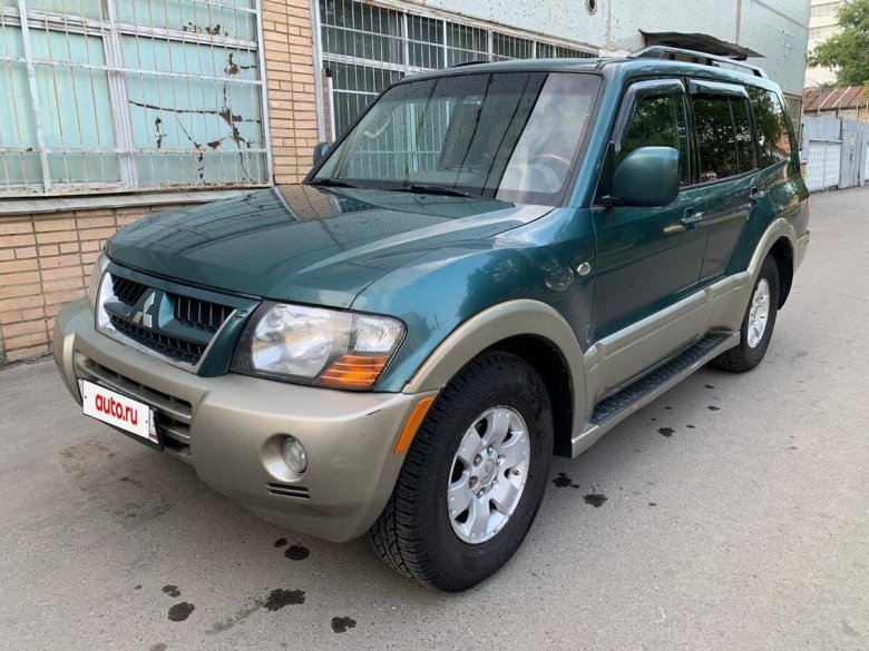 Mitsubishi pajero iii 2002