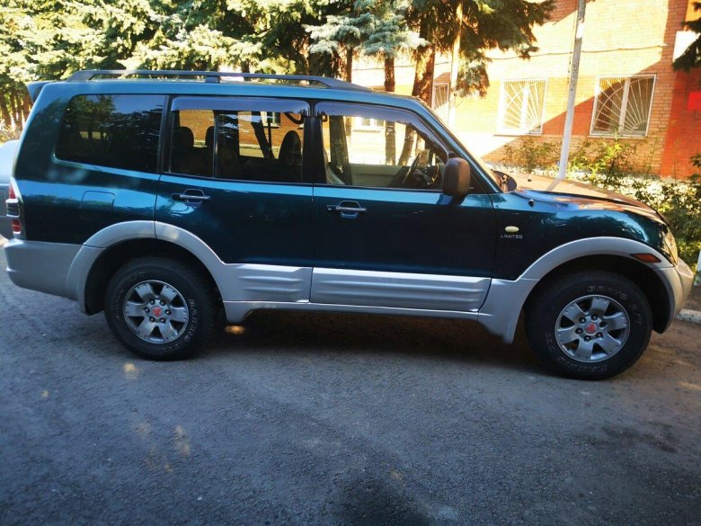 Mitsubishi pajero 3