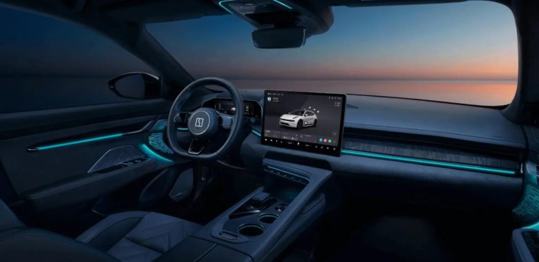 Электрокар zeekr 001