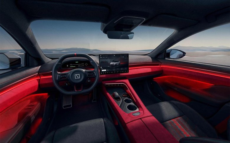 Автомобиль zeekr