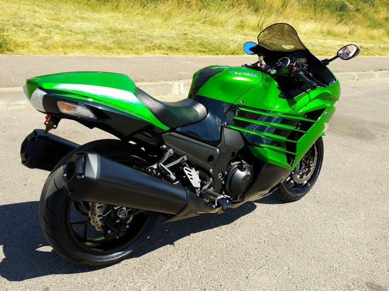 Kawasaki ZZR 1400 ZX 14r