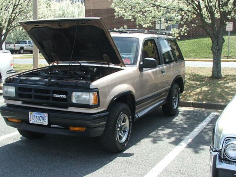 Mazda navajo 1991