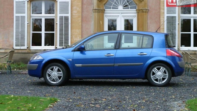 Рено Меган 2 хэтчбек