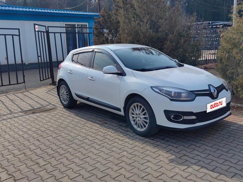 Рено меган 2015