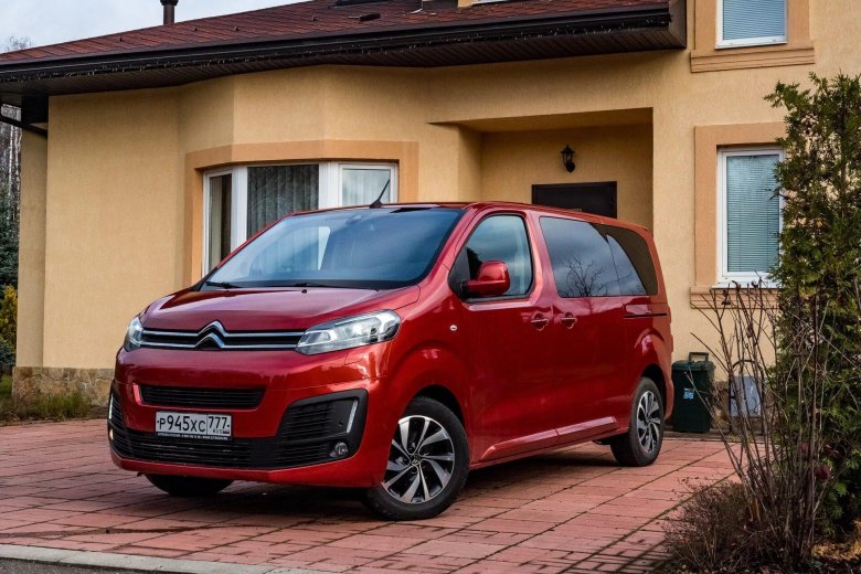 Ситроен Space Tourer