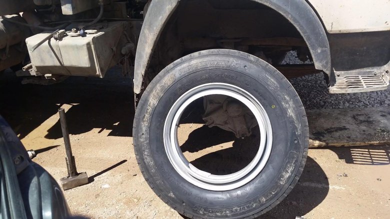 Колеса на КАМАЗ 55111 безкамерки