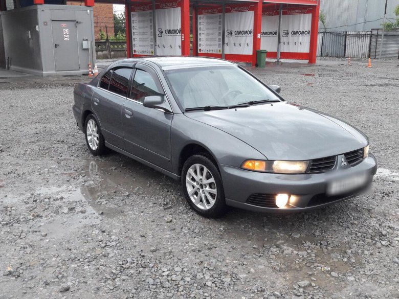 Митсубиси Галант 2003