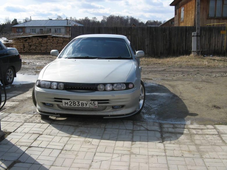 Mitsubishi Emeraude 1994