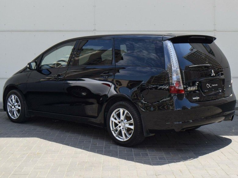 Митсубиси грандис 2006 год