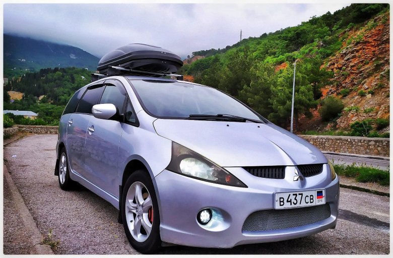 Митсубиси Грандис 2го поколения