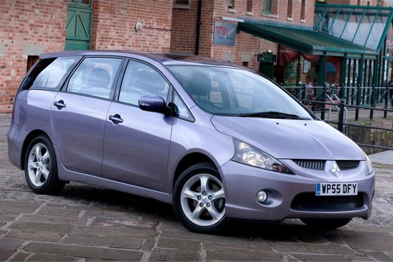 Мицубиси Грандис 2004