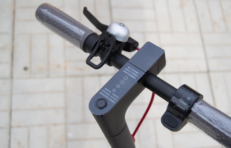 Электросамокат Xiaomi руль