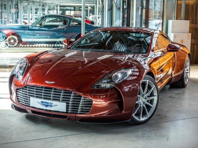 Aston Martin one-77