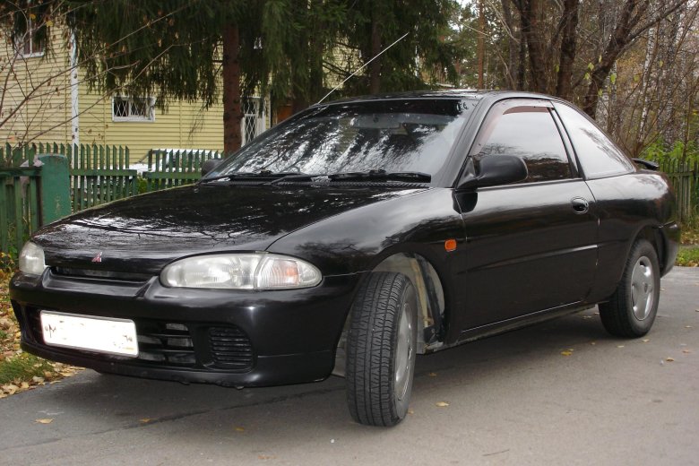 Mitsubishi Mirage 1994