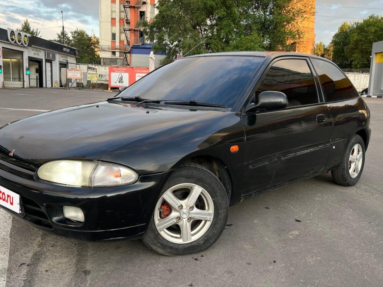 Mitsubishi mirage 1998
