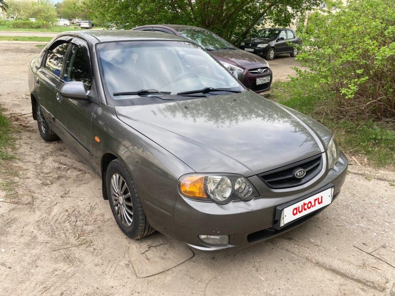 Kia shuma ii 2001