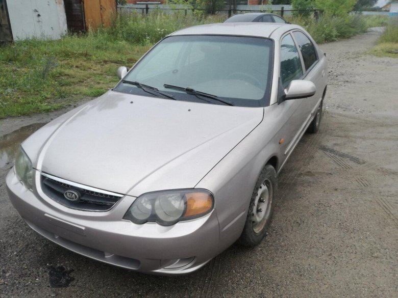 Kia shuma ii 2001