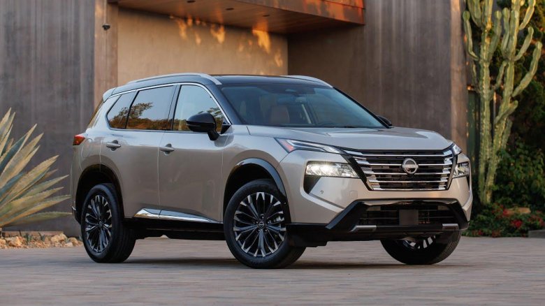 Ниссан Rogue 2023