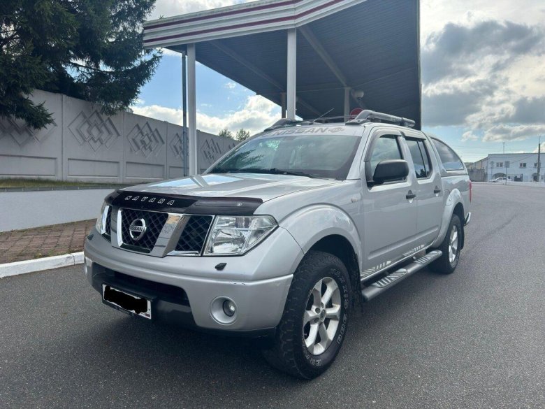 Nissan navara 2.5d le 2008г.