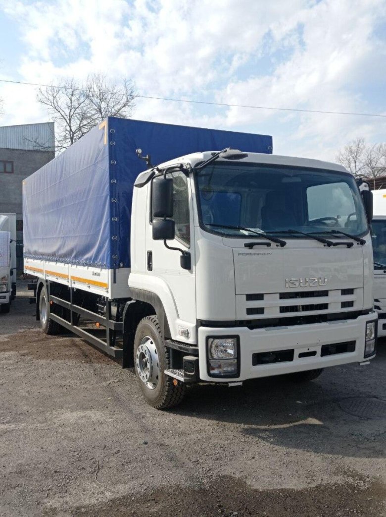 Исузу 10 тонник синий бортовой