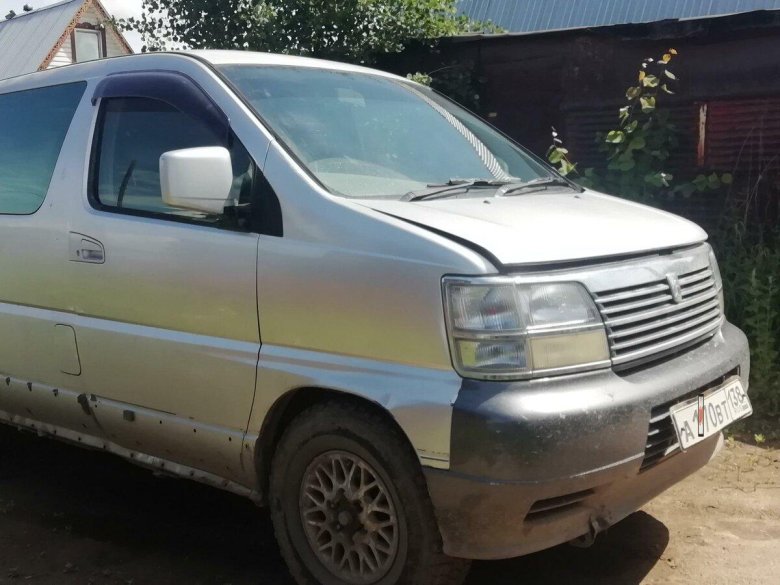 Nissan Caravan Elgrand