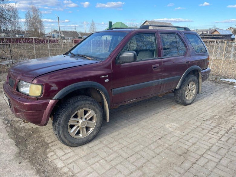Опель фронтера а 2.4