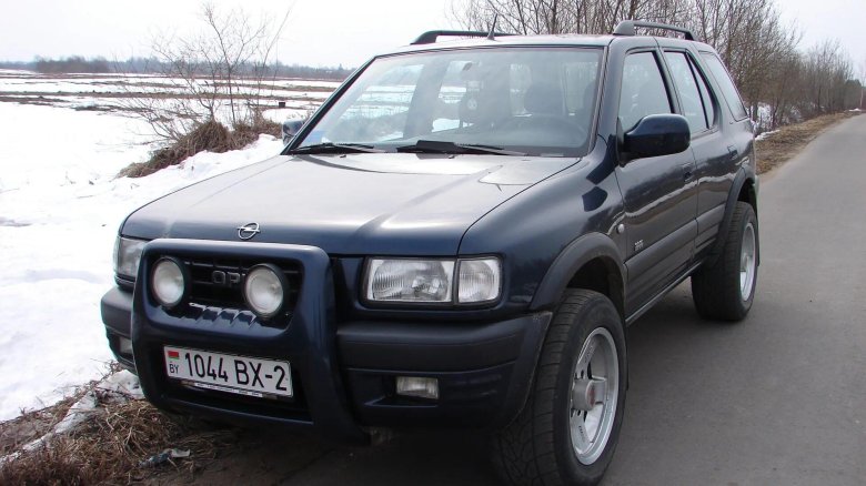 Опель Фронтера 2.2